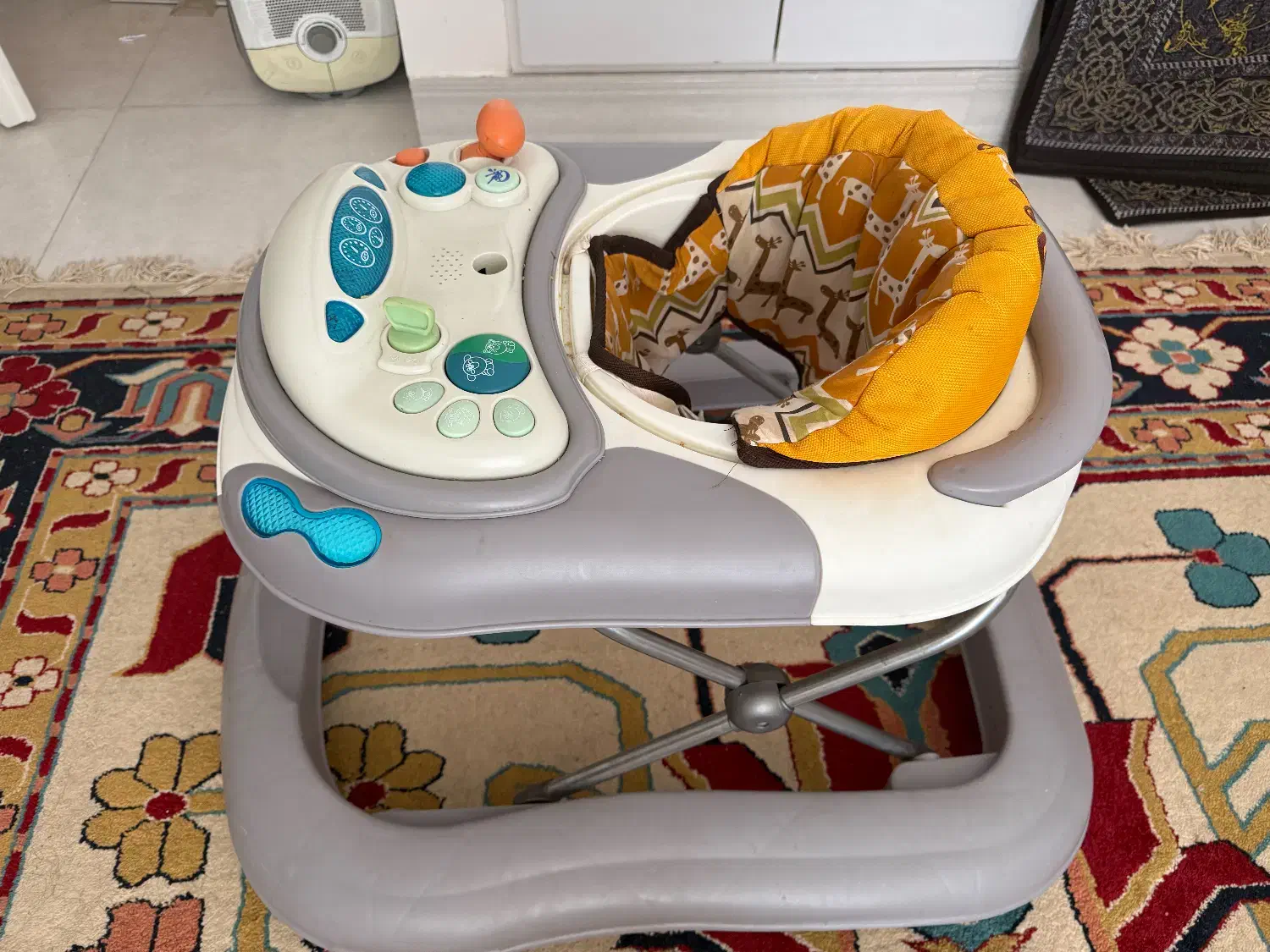 رورورئک|کالسکه و لوازم جانبی|داراب, |دیوار