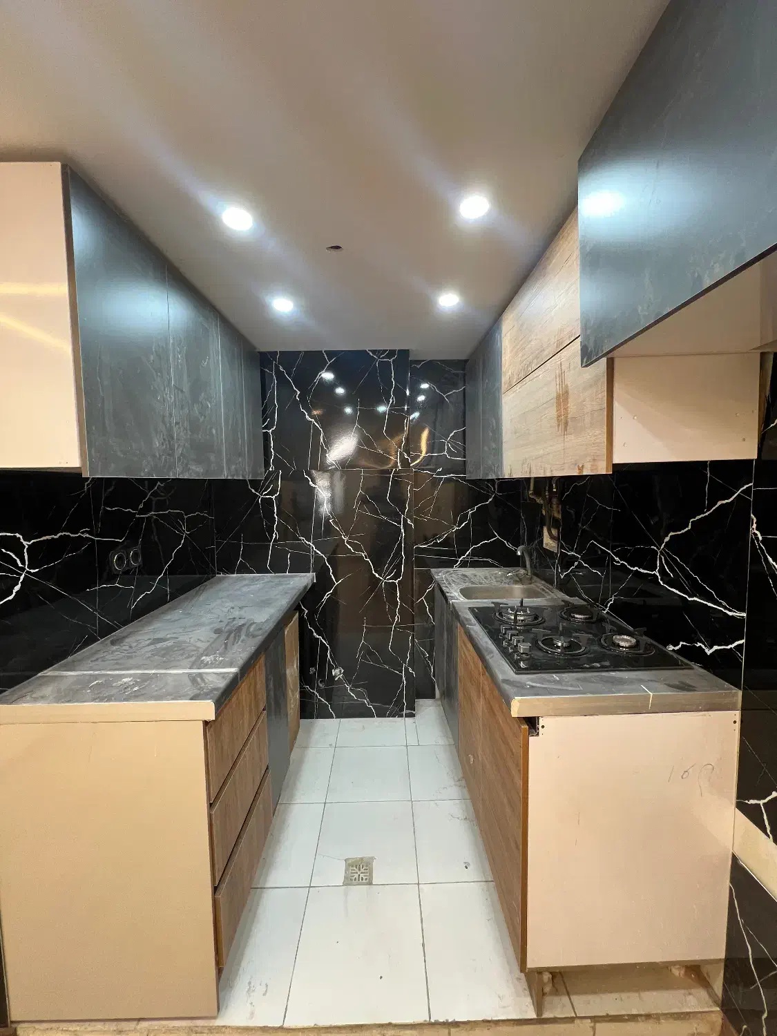 آپارتمان۲۷متری طبقه همکف|فروش آپارتمان|تهران, خاک سفید|دیوار