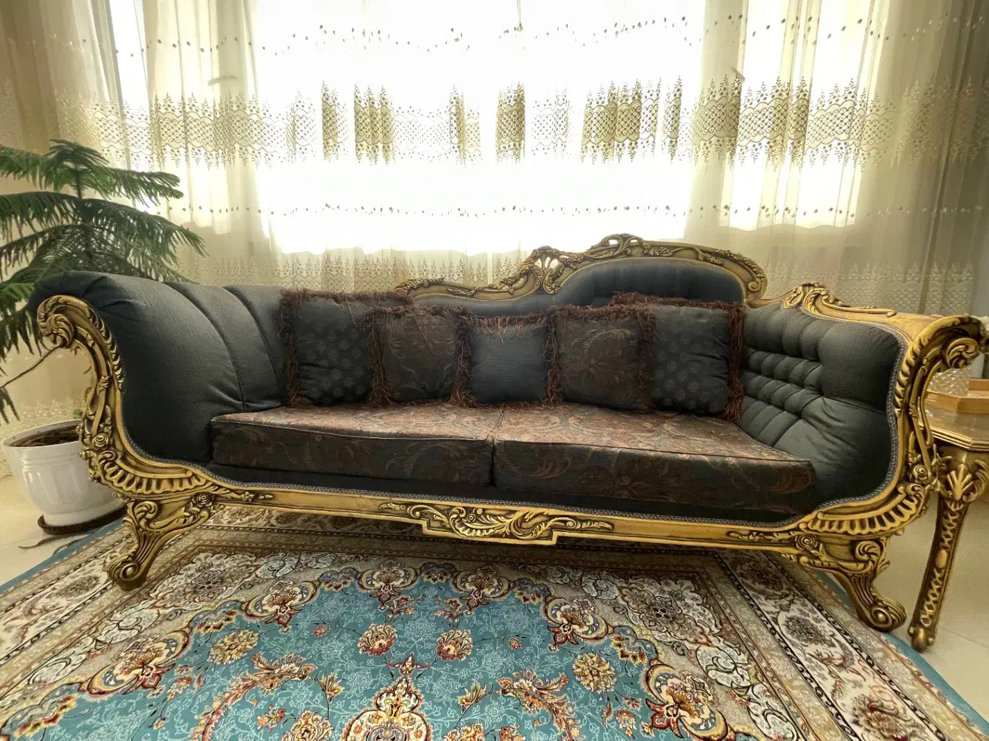 مبلمان سلطنتی ۹ نفره|مبلمان خانگی و میز عسلی|شیراز, ارم|دیوار