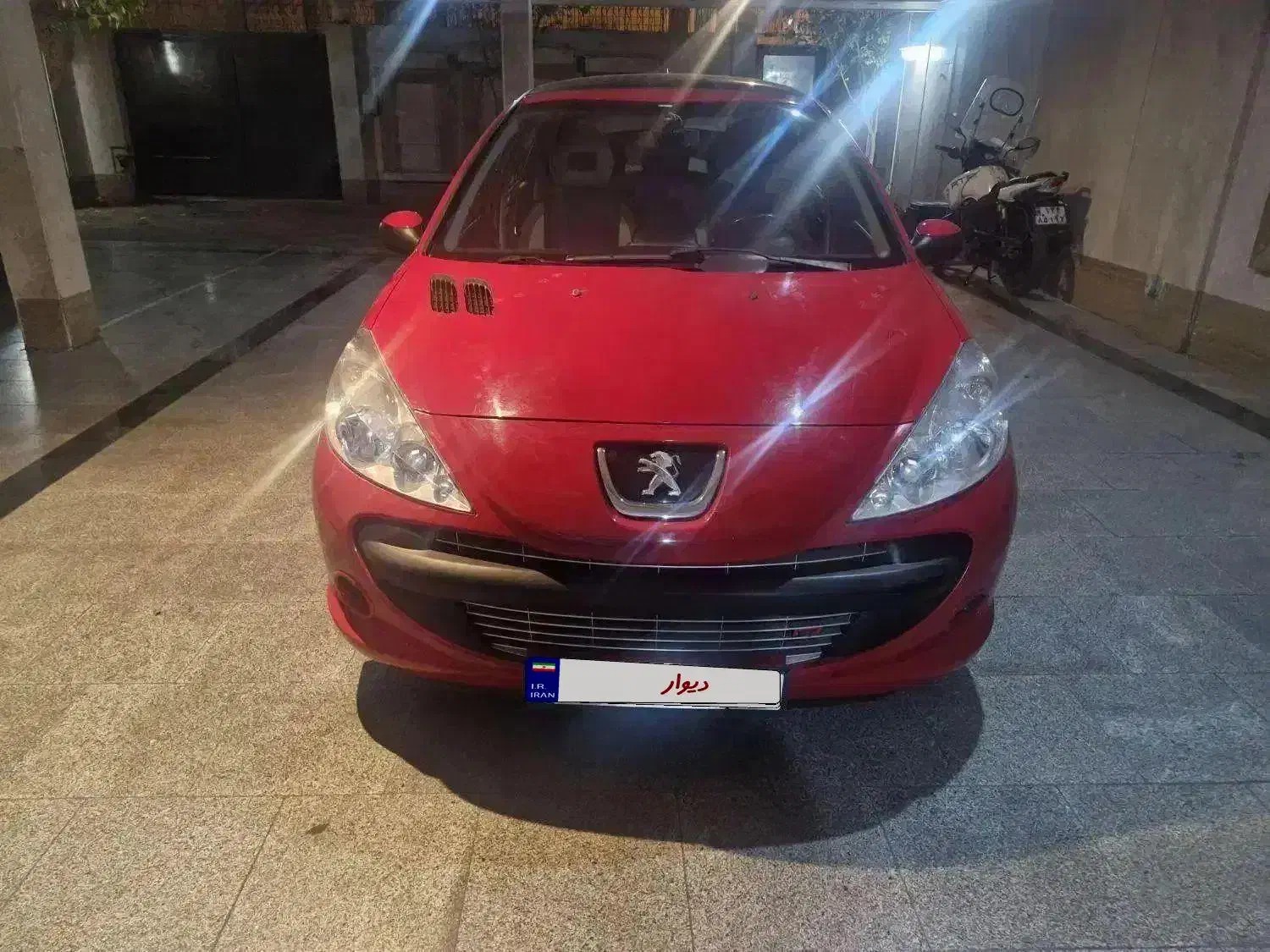 پژو ۲۰۷ Tu5 سقف شیشه ای|خودرو سواری و وانت|تهران, والفجر (افسریه)|دیوار