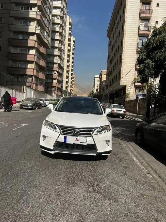 لکسوس ۲۰۱۳|خودرو سواری و وانت|تهران, سعادت‌آباد|دیوار