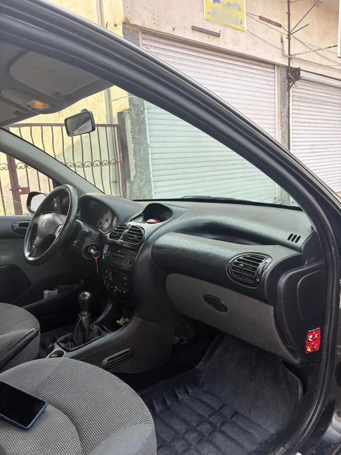 پژو۲۰۶ تیپ ۵ بدون توضیح|خودرو سواری و وانت|چالوس, |دیوار