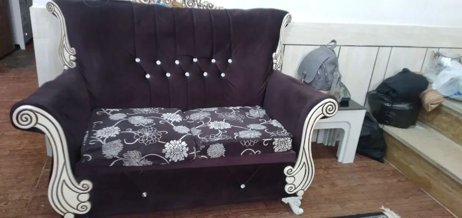 مبل سالم بدون پارگی و زدگی و با میز عسلی|مبلمان خانگی و میز عسلی|دزفول, |دیوار