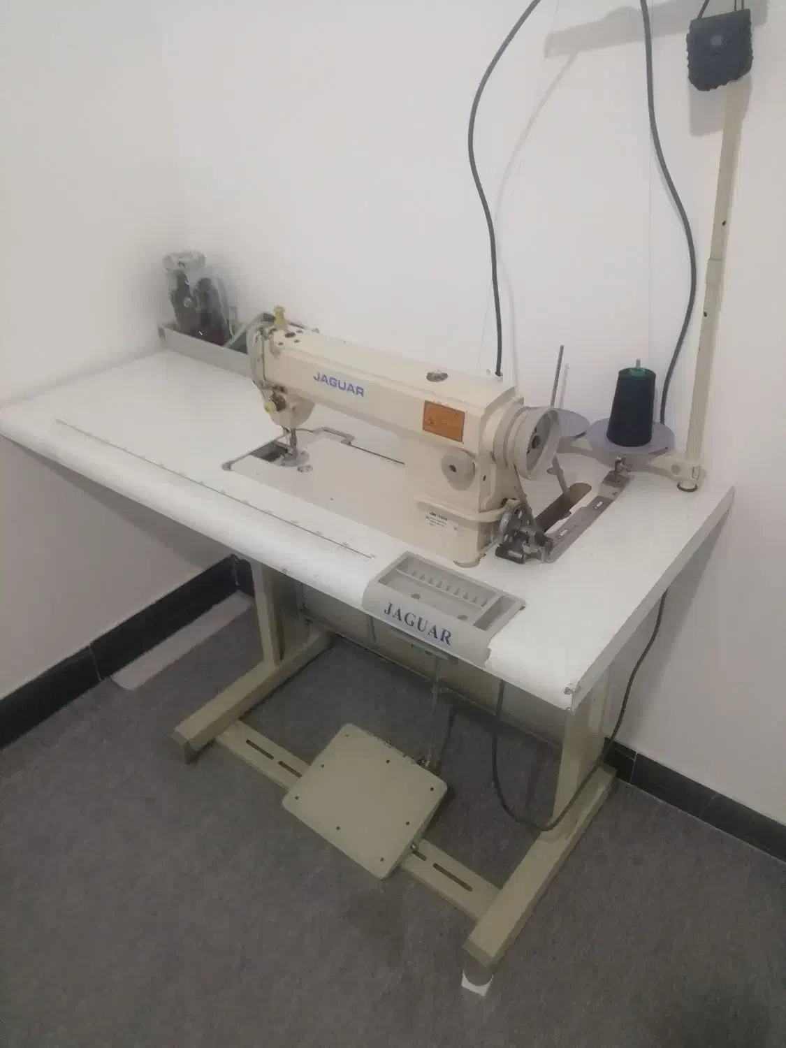 چرخ کارگاهی راسته دوز جک|چرخ خیاطی و ریسندگی|یاسوج, |دیوار