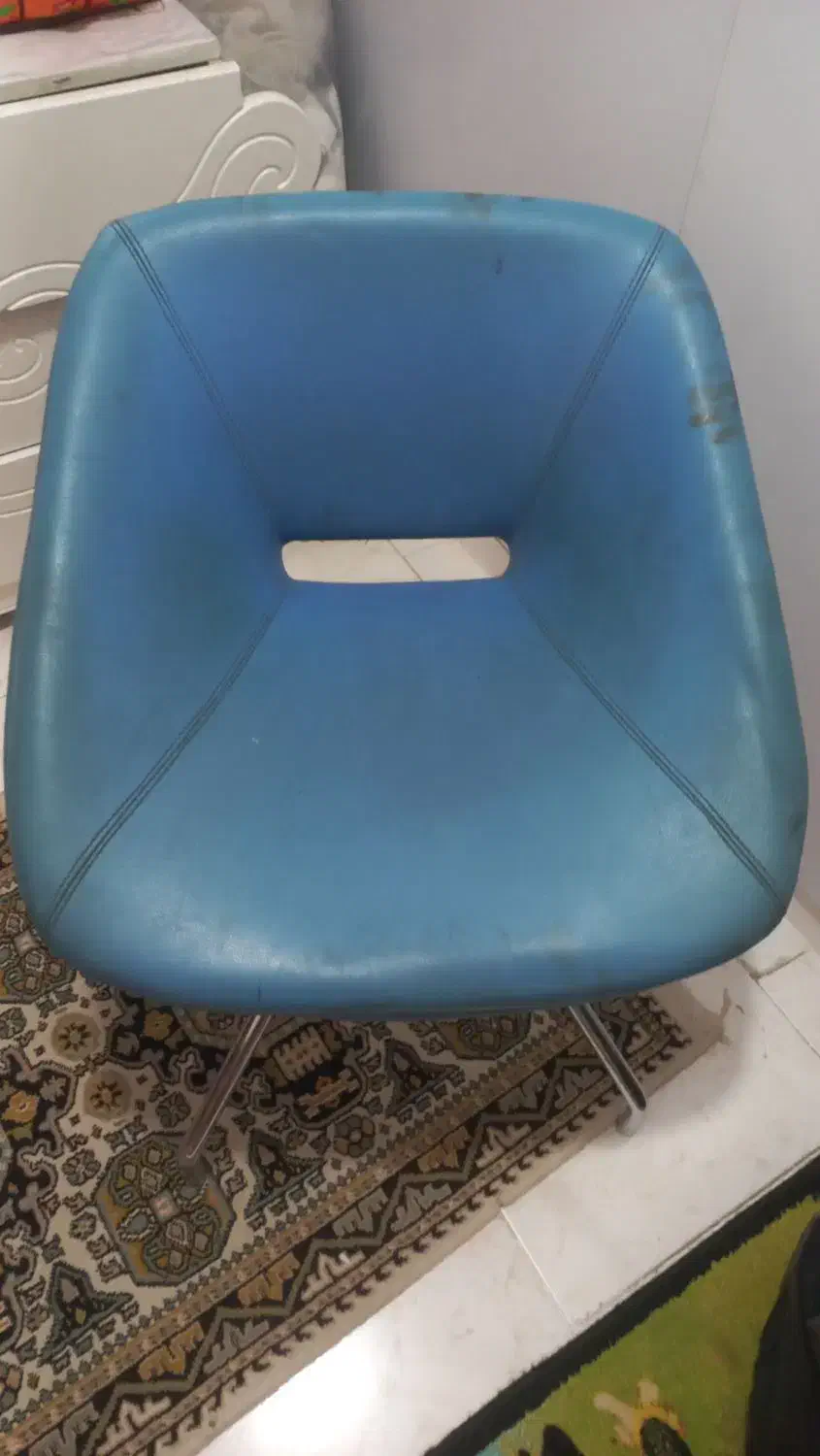 صندلی|صندلی و نیمکت|محمدشهر, محمدشهر|دیوار