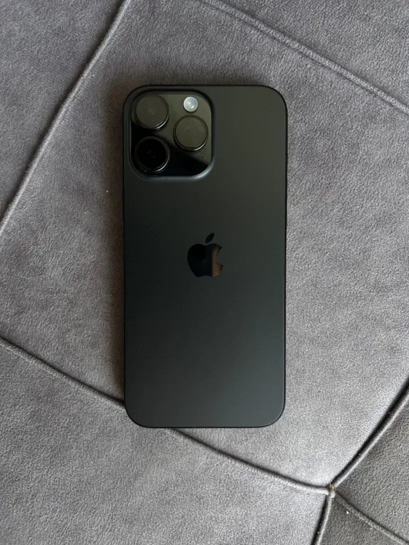 Iphone 16 pro max|موبایل|قم, نیروگاه|دیوار