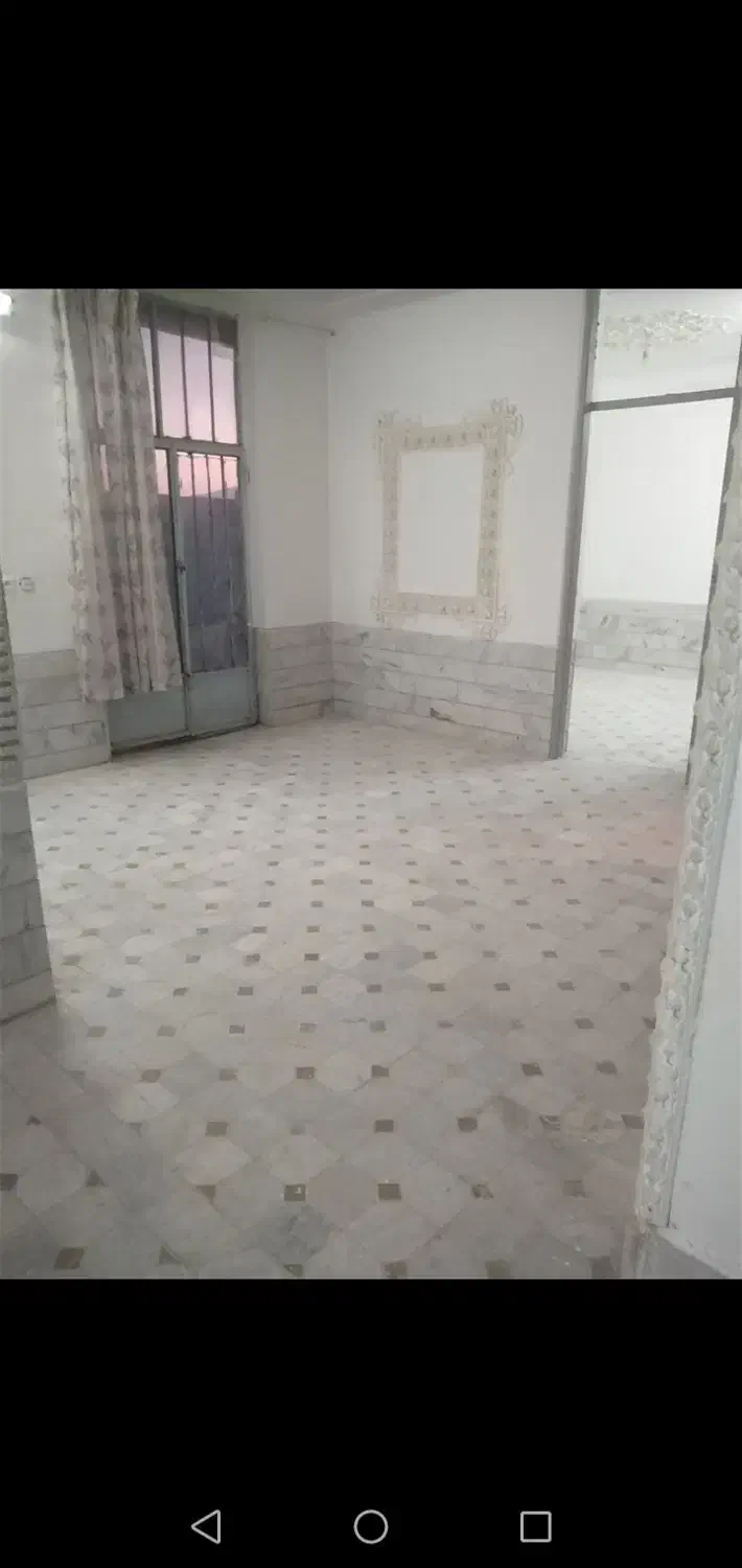 منزل طبقه بالا پارکینگ دارد|اجارهٔ آپارتمان|فسا, |دیوار