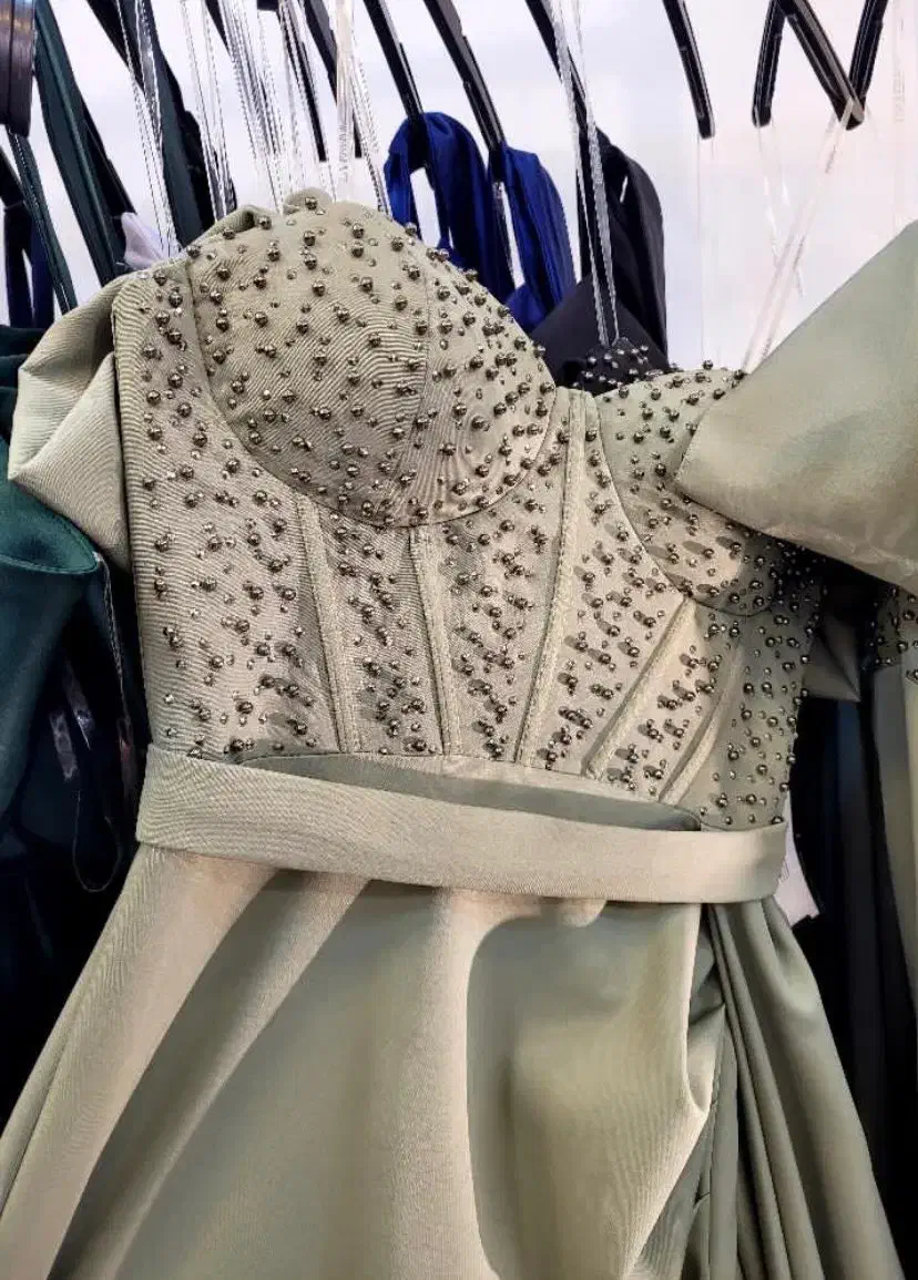 پیراهن مجلسی|لباس|لاهیجان, شهرک جانبازان|دیوار