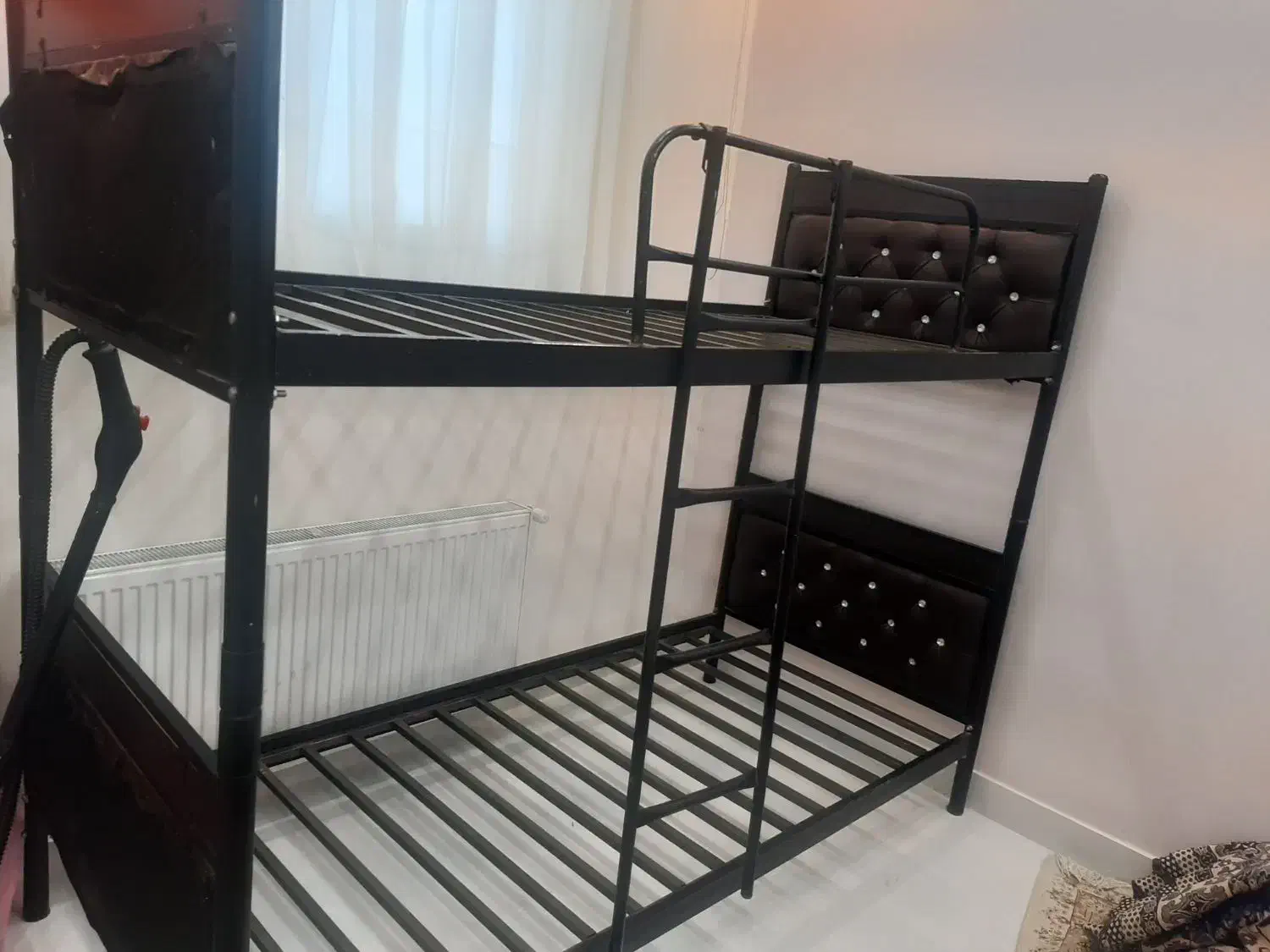 تخت دوطبقه فلزی|تخت و سرویس خواب|تربت‌حیدریه, کاشانی|دیوار