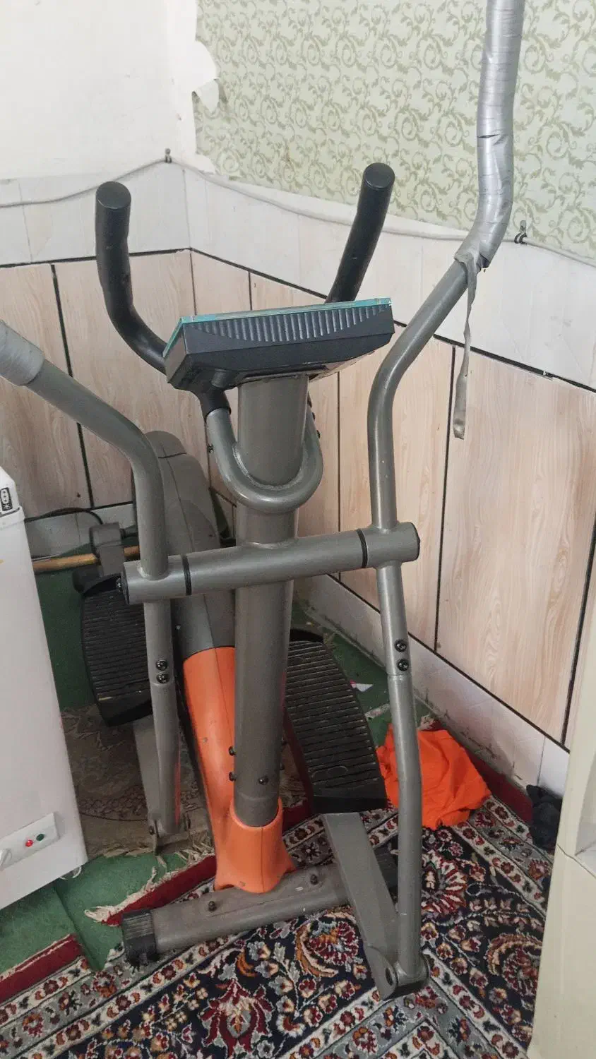 دوچرخه ثابت ورزشی|تجهیزات ورزشی|شادگان, |دیوار