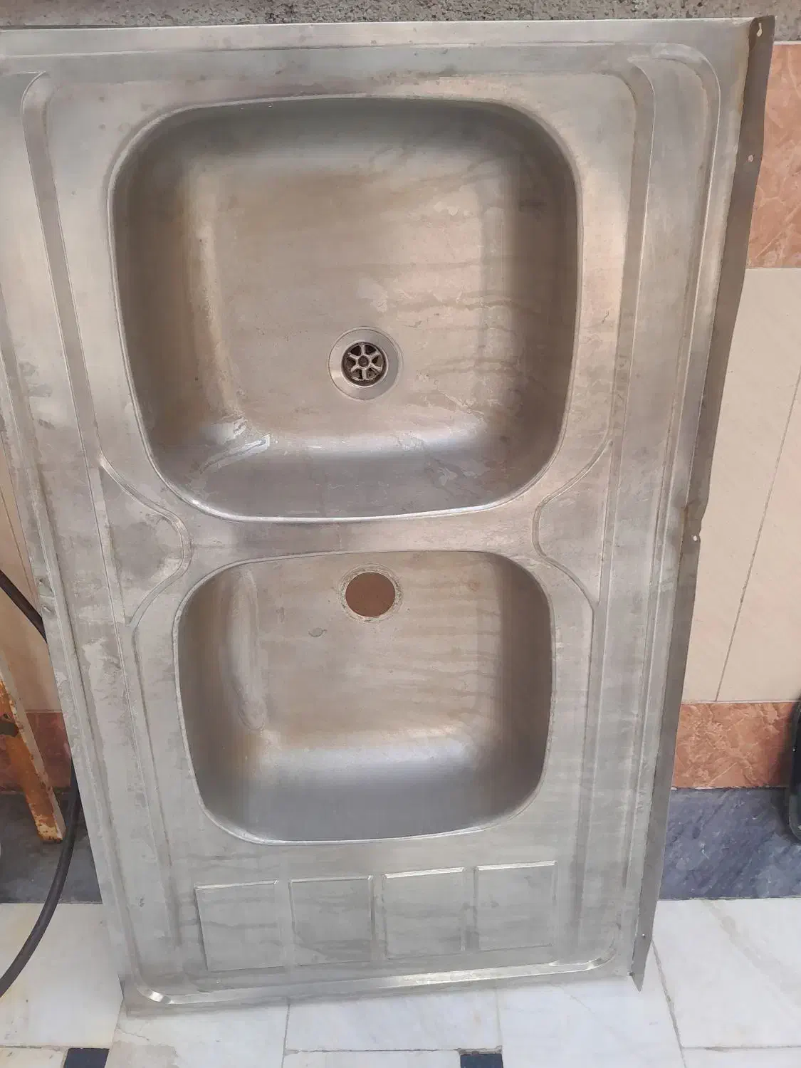 سبنک ظرفشویی|آب‌چکان و نظم‌دهنده ظروف|قم, ولیعصر|دیوار