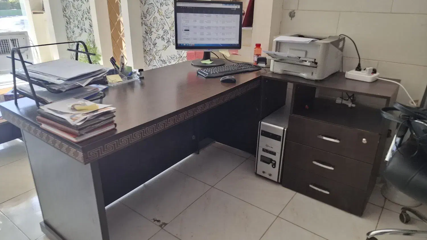 وسایل اداری|مبلمان اداری|شهرضا, |دیوار