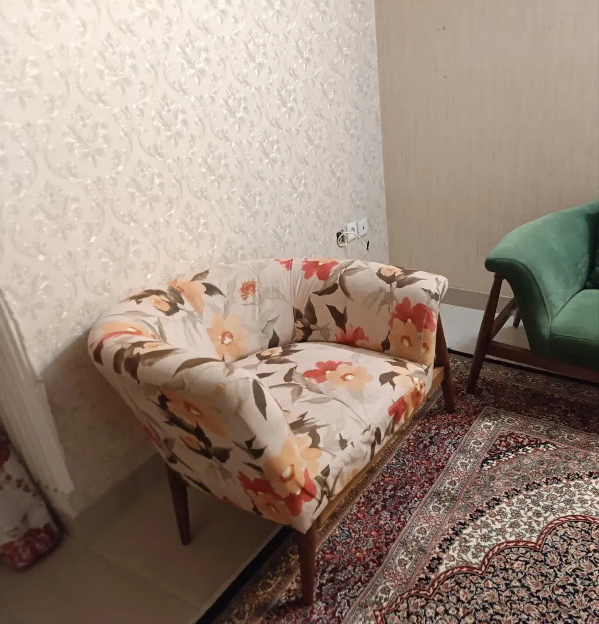 مبل راحتی|مبلمان خانگی و میز عسلی|مشهد, دانشجو|دیوار