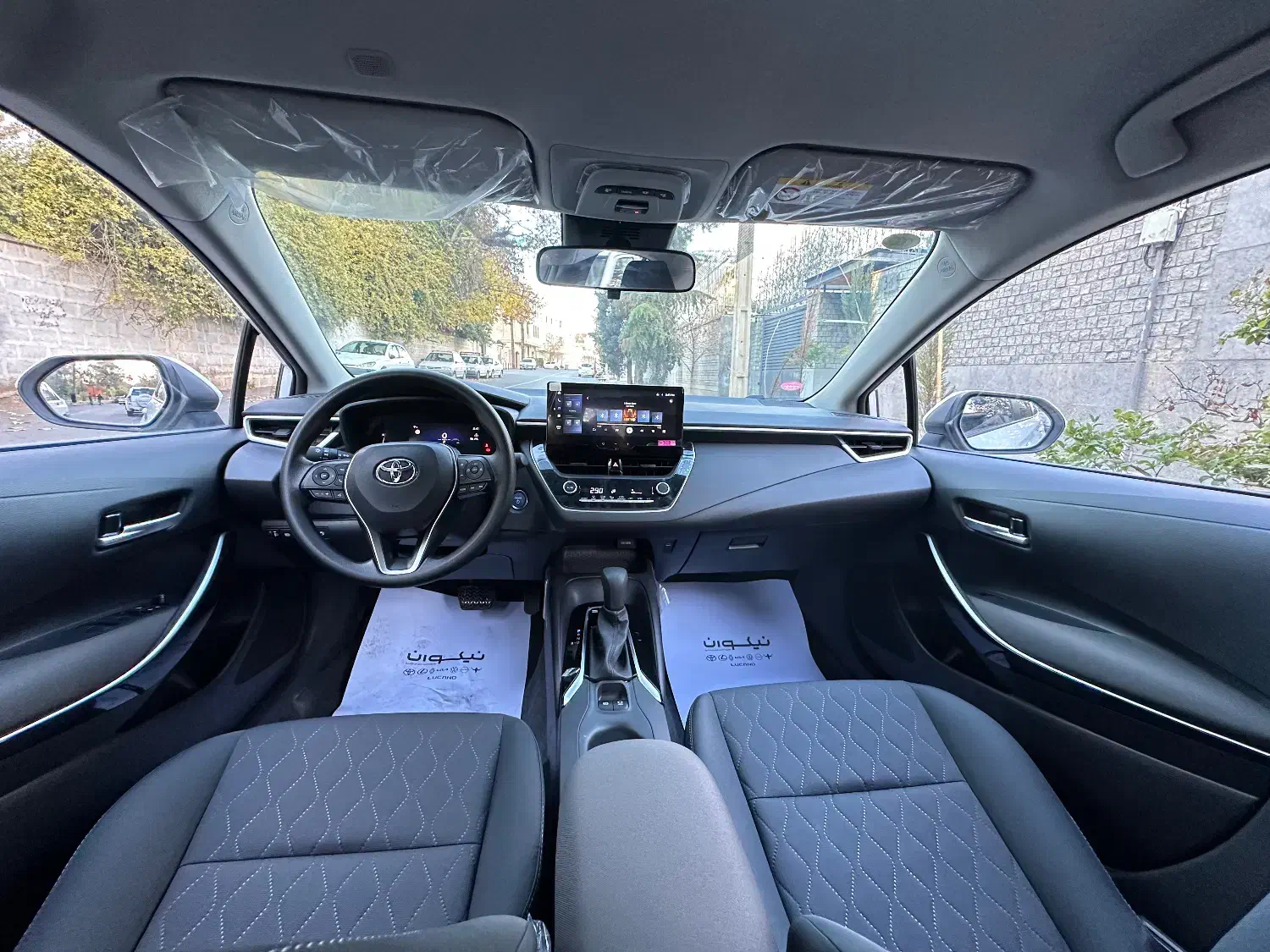 تویوتا کرولا ۱۸۰۰|خودرو سواری و وانت|شیراز, میرزاکوچک خان|دیوار