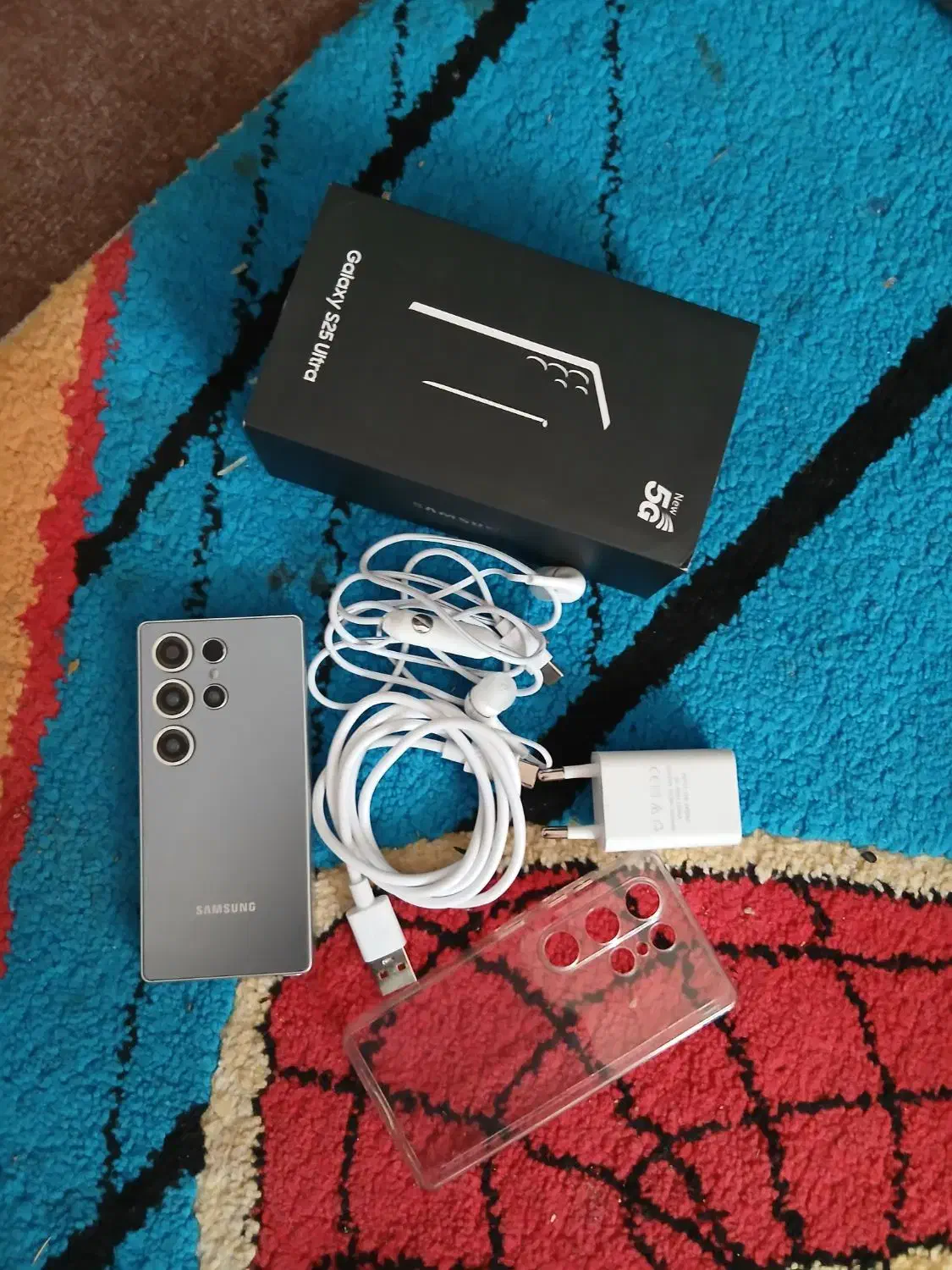 s25سامسونک مینی گوشی خیلی تمیز|موبایل|نوشین شهر, |دیوار