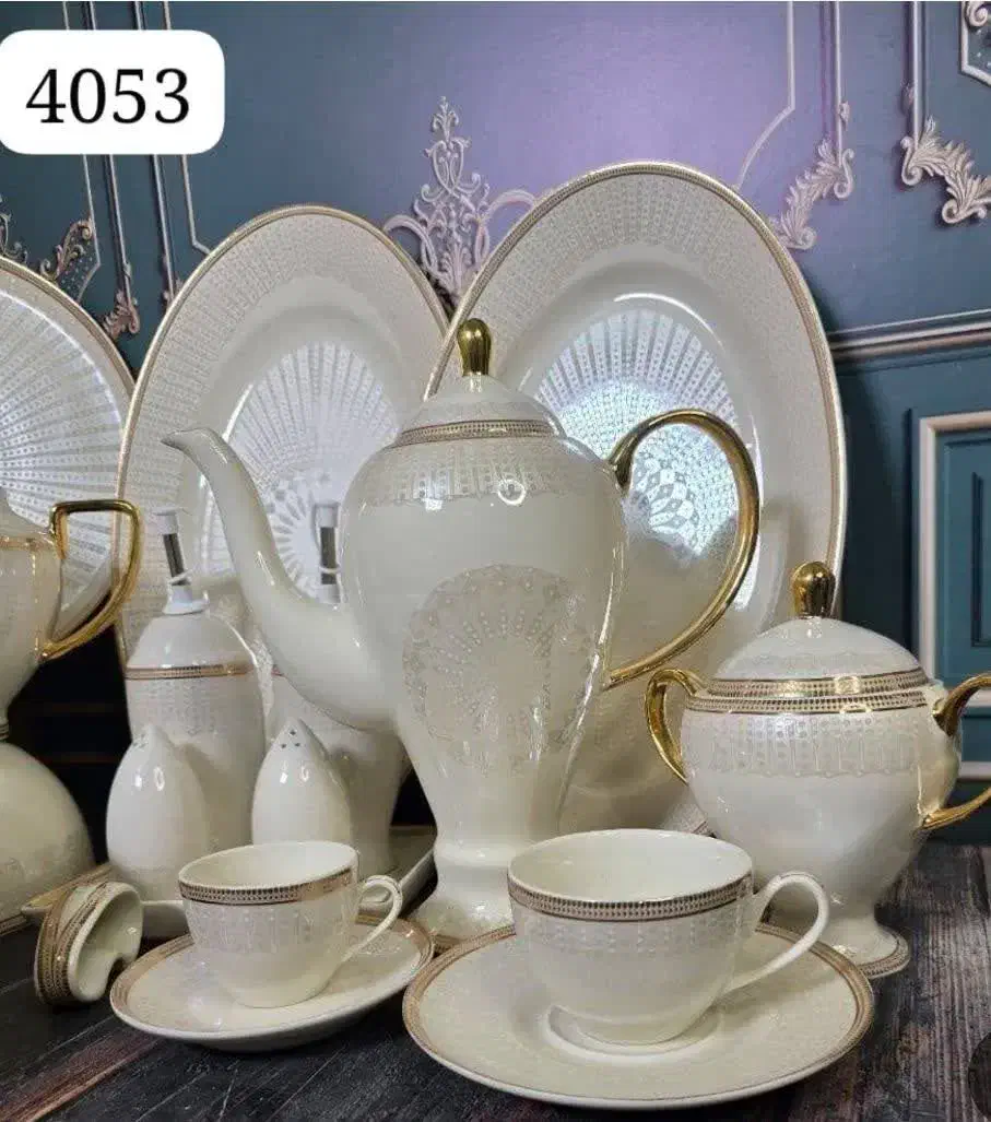 چینی 12نفره سرویس کامل 80 تیکه طرح کف گل اقساطی|ظروف سرو و پذیرایی|یزد, |دیوار