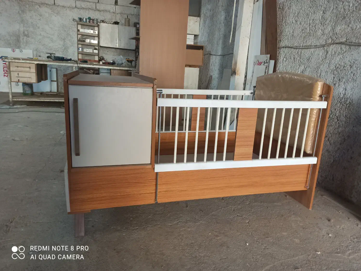 تخت دومنظوره نوزادونوجوان باتشک|تخت و سرویس خواب|محمدشهر, شهرک صنعتی زیبادشت|دیوار