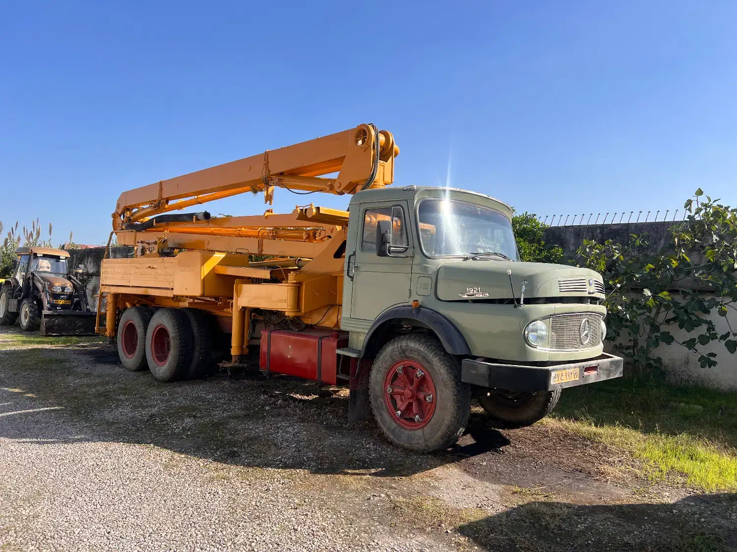 پمپ انتقال بتن دکل|خودرو سنگین|فیروزکوه, |دیوار