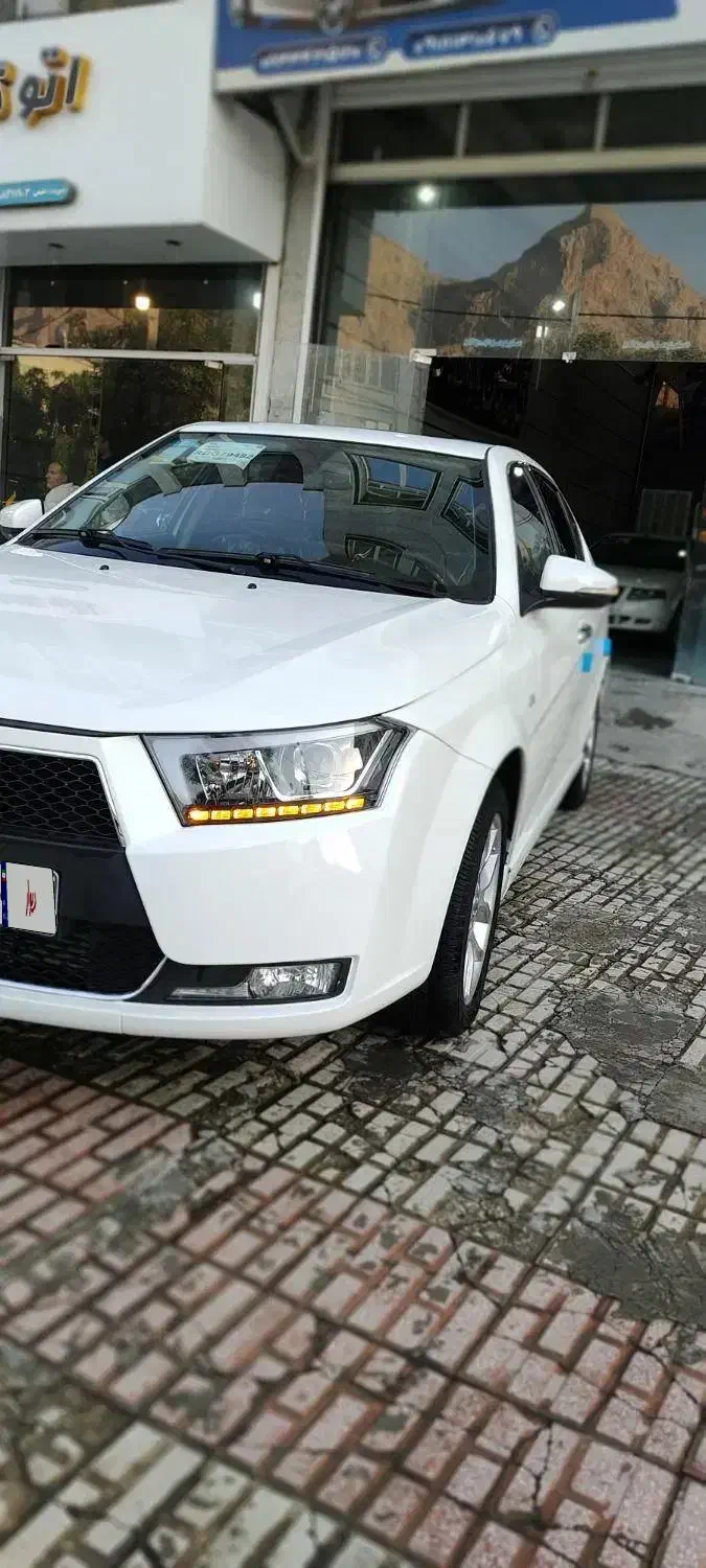 دنا پلاس 6 دنده (بدون توربو) مدل 403|خودرو سواری و وانت|کرمانشاه, |دیوار