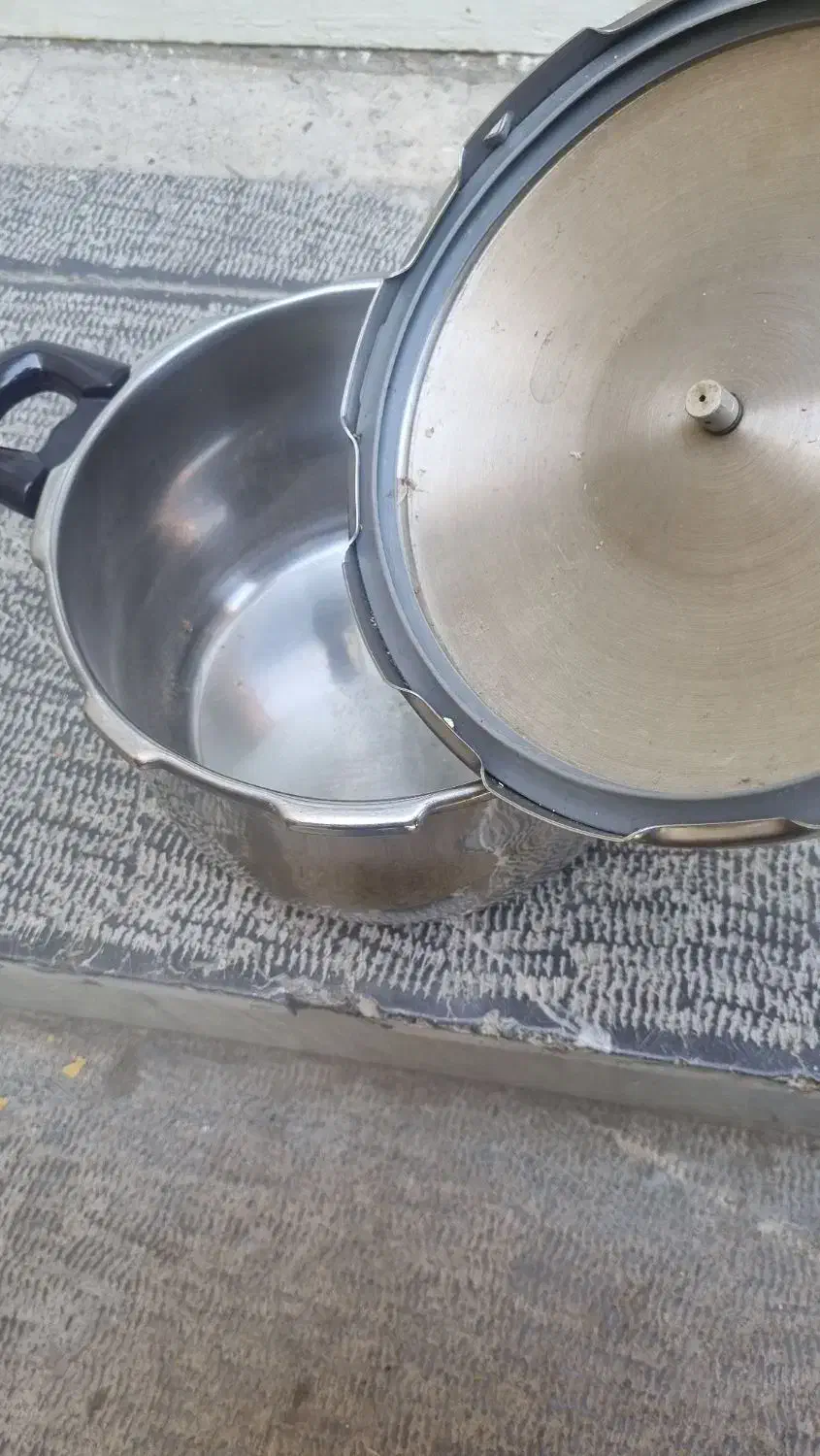 زودپز|ظروف پخت‌وپز|اراک, |دیوار