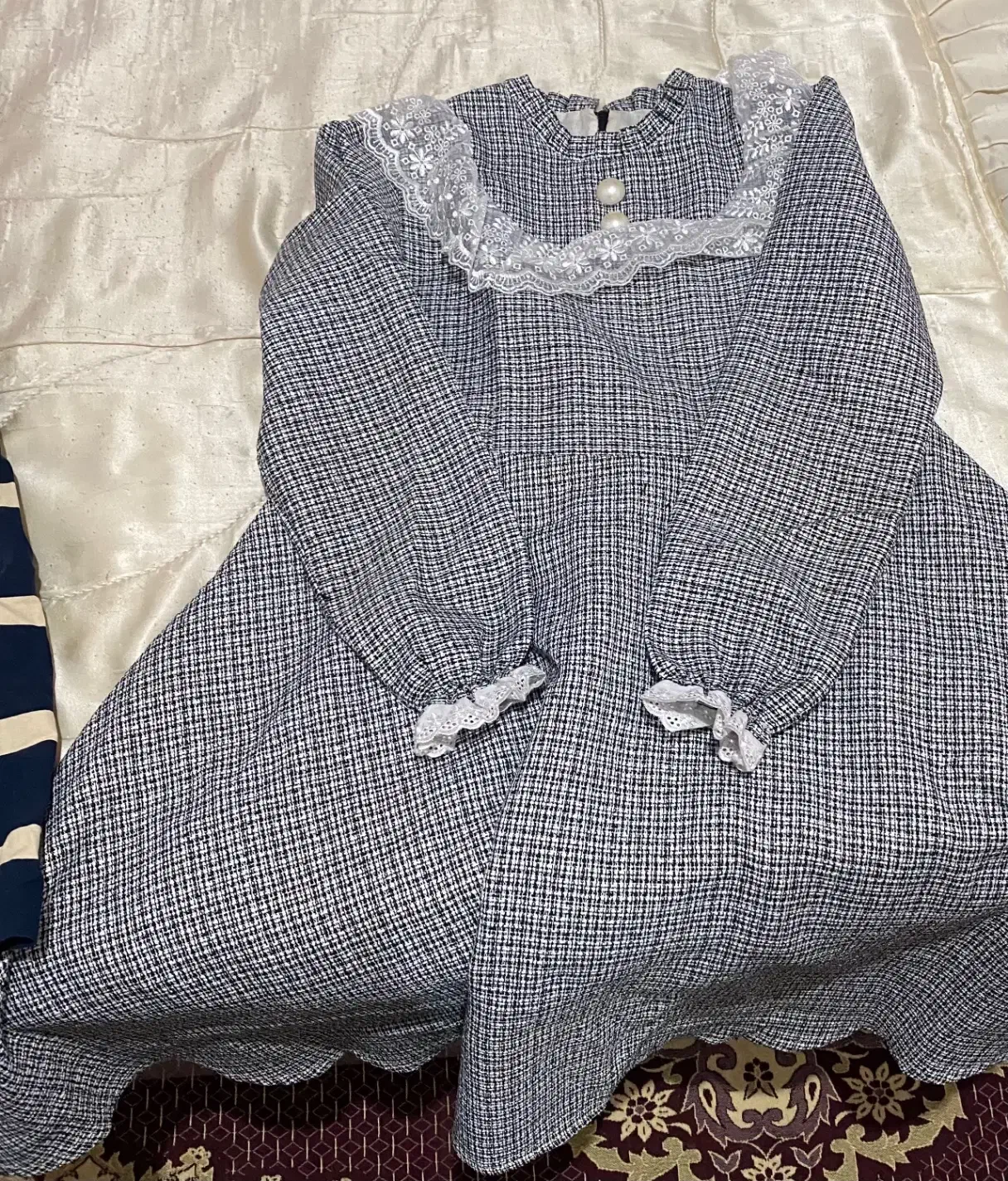 سارافن دخترانه|لباس|مشهد, مصلی (کارمندان اول)|دیوار