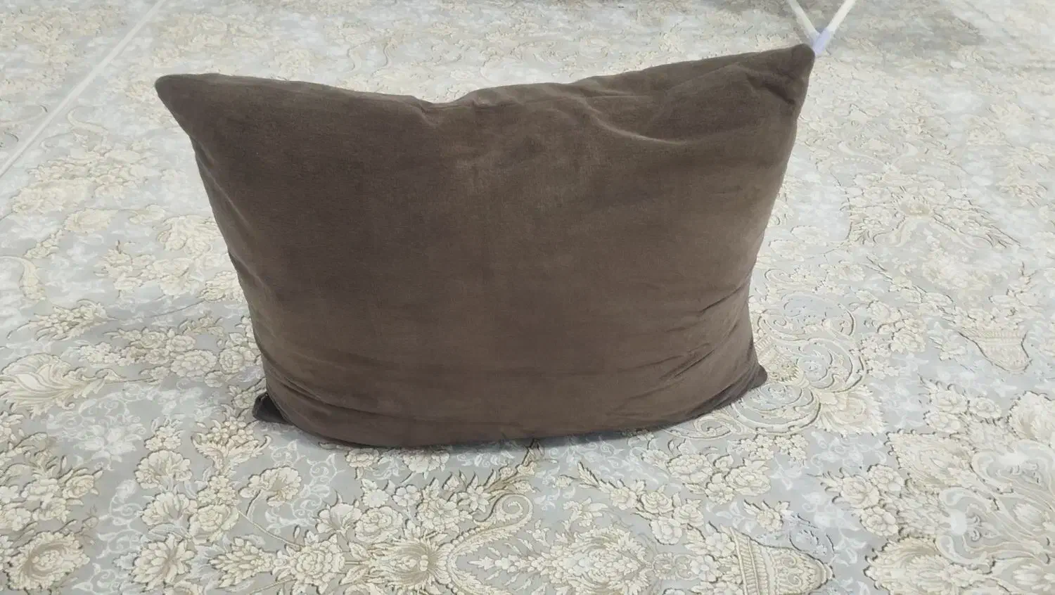 هفت عدد پشتی (متکا) مخصوص مبلمان و تکیه دادن|مبلمان خانگی و میز عسلی|اهواز, پردیس دو|دیوار