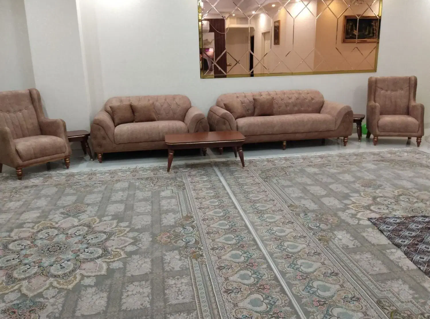 مبل ۷ نفره|مبلمان خانگی و میز عسلی|تهران, مینای شمالی (مخبر)|دیوار