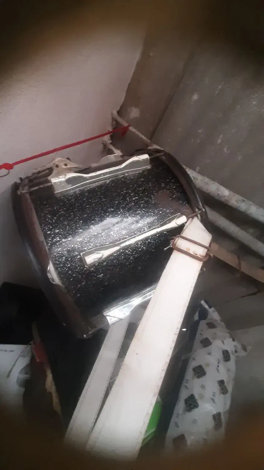 طبلِ ریز|درام و پرکاشن|گرگان, |دیوار