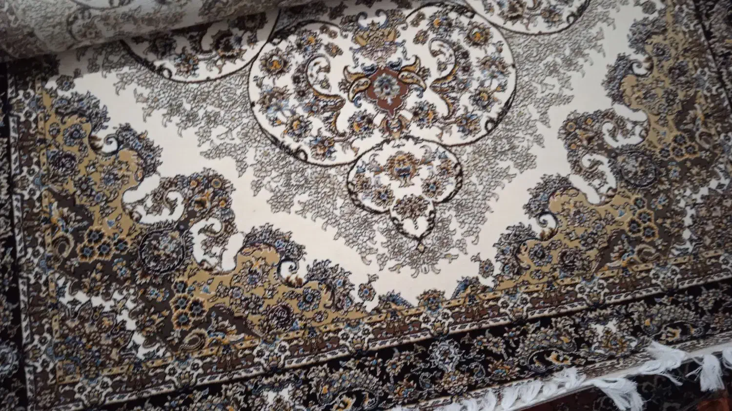 فرش۲x3|فرش|حسین آباد, |دیوار