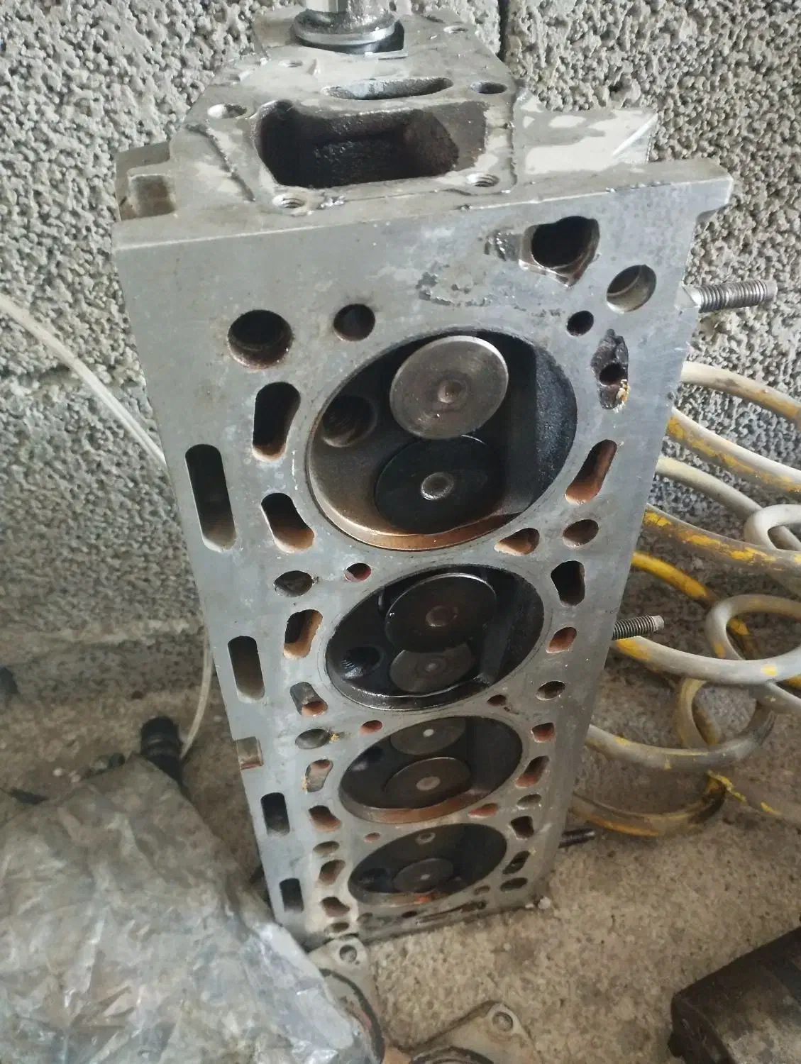 سرسیلندر پژو|قطعات یدکی و لوازم جانبی|سنندج, |دیوار