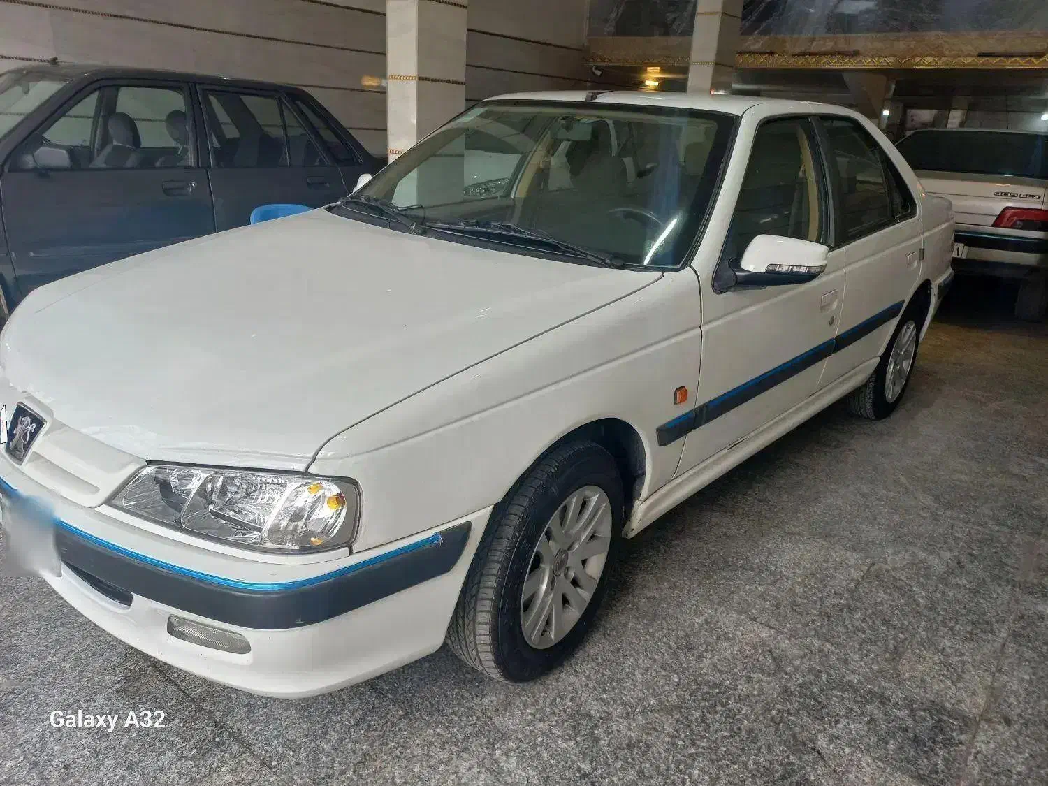 پژو ۹۳ درجه یک|خودرو سواری و وانت|بروجرد, |دیوار