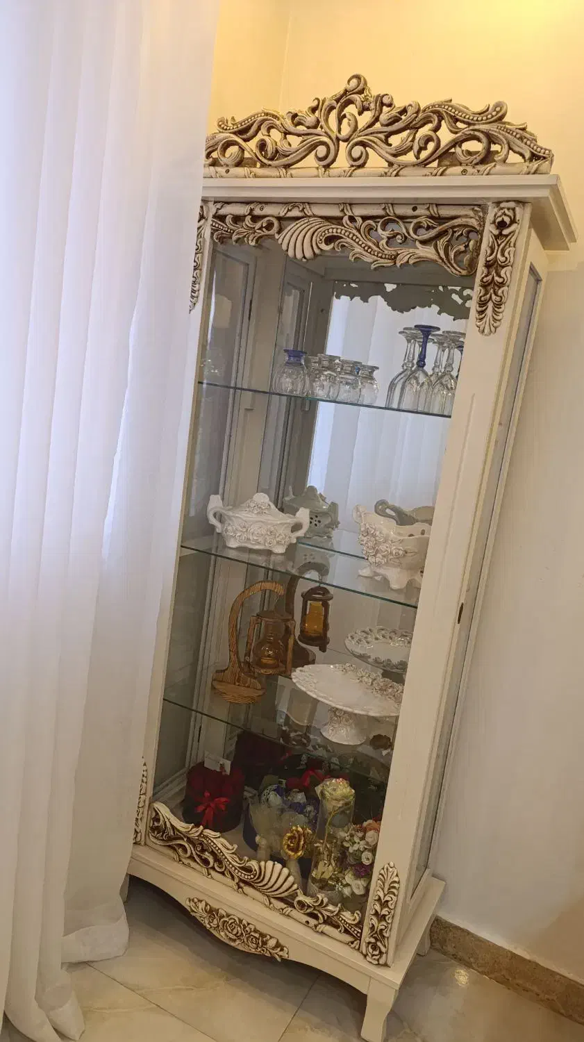 ویترین صدفی|بوفه، ویترین، کنسول|رشت, پیرکلاچای|دیوار