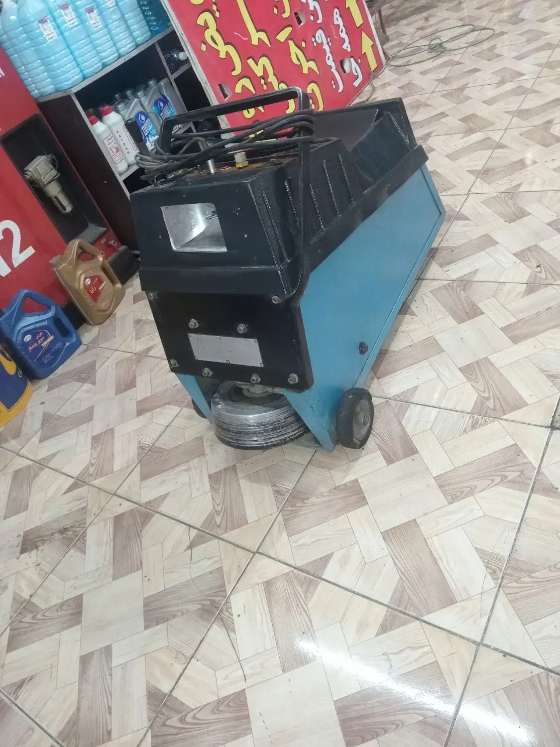 دستگاه بالانس درجا با لوازم|ماشینآلات صنعتی|رباطکریم, نصیرشهر|دیوار