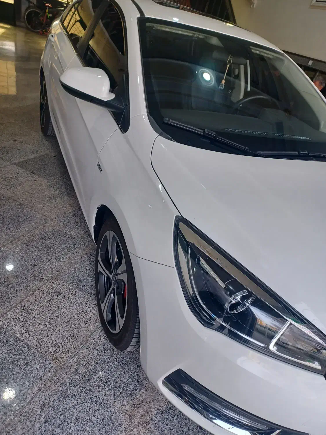 آریزو5 مدل۴۰۱ سفید بدون نقطه ودرحدصفر|خودرو سواری و وانت|ارومیه, |دیوار