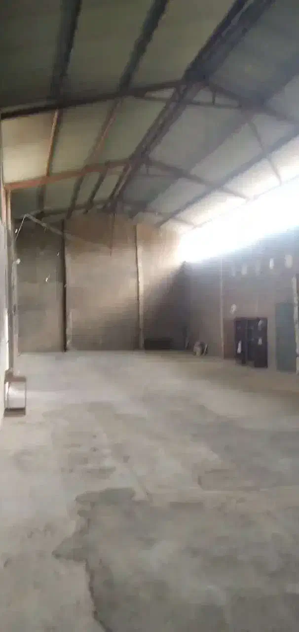 سالن جهت انبار یا کارگاه|اجارهٔ مغازه و غرفه|شهرضا, |دیوار