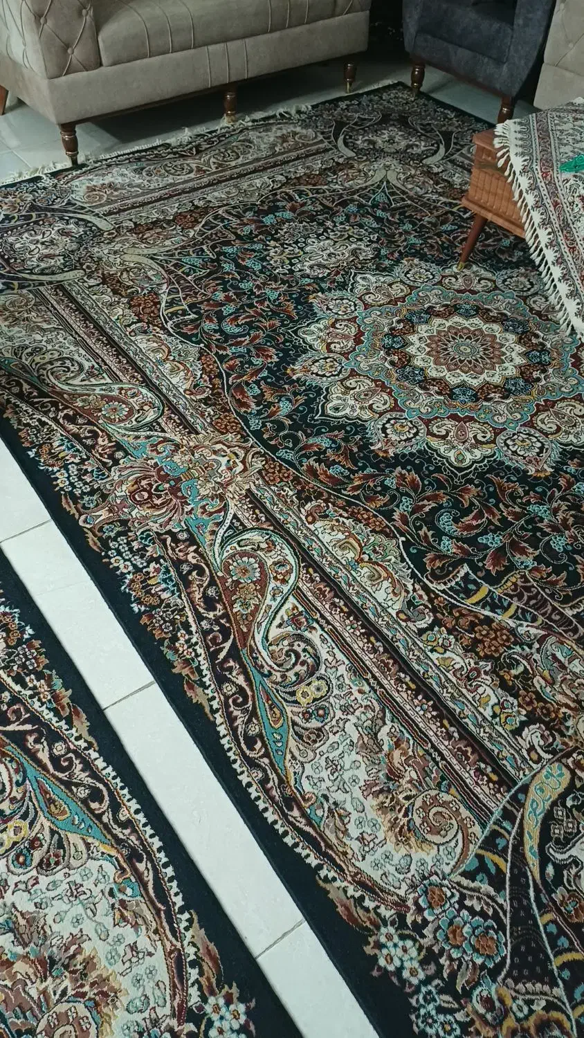 فرش|فرش|کرج, حصارک پایین|دیوار