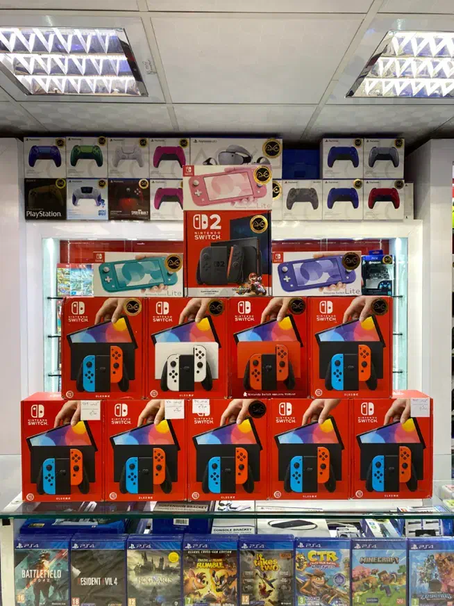 نینتندو اولد لایت و سوییچ ۲ nintendo oled. light|کنسول، بازی ویدئویی و آنلاین|مشهد, سراب|دیوار