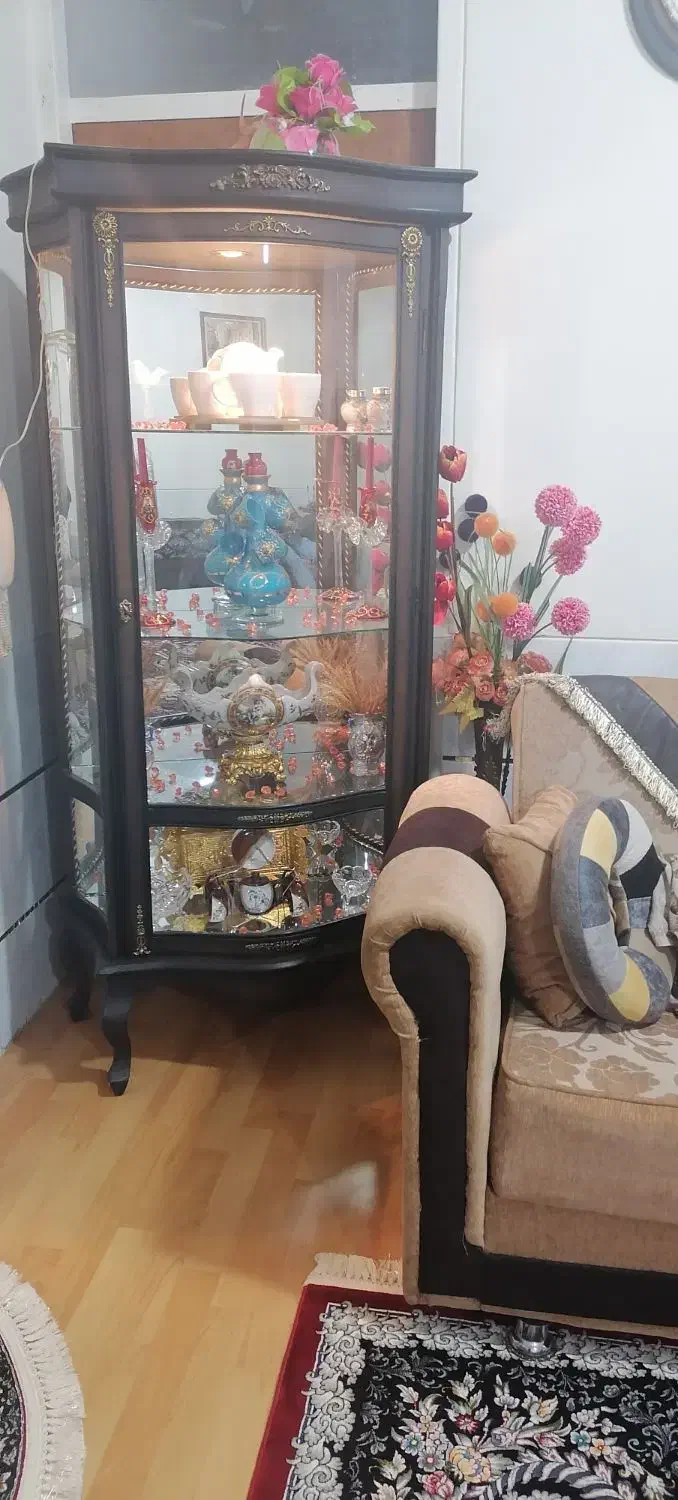 بوفه|بوفه، ویترین، کنسول|شیراز, شهرک سعدی|دیوار