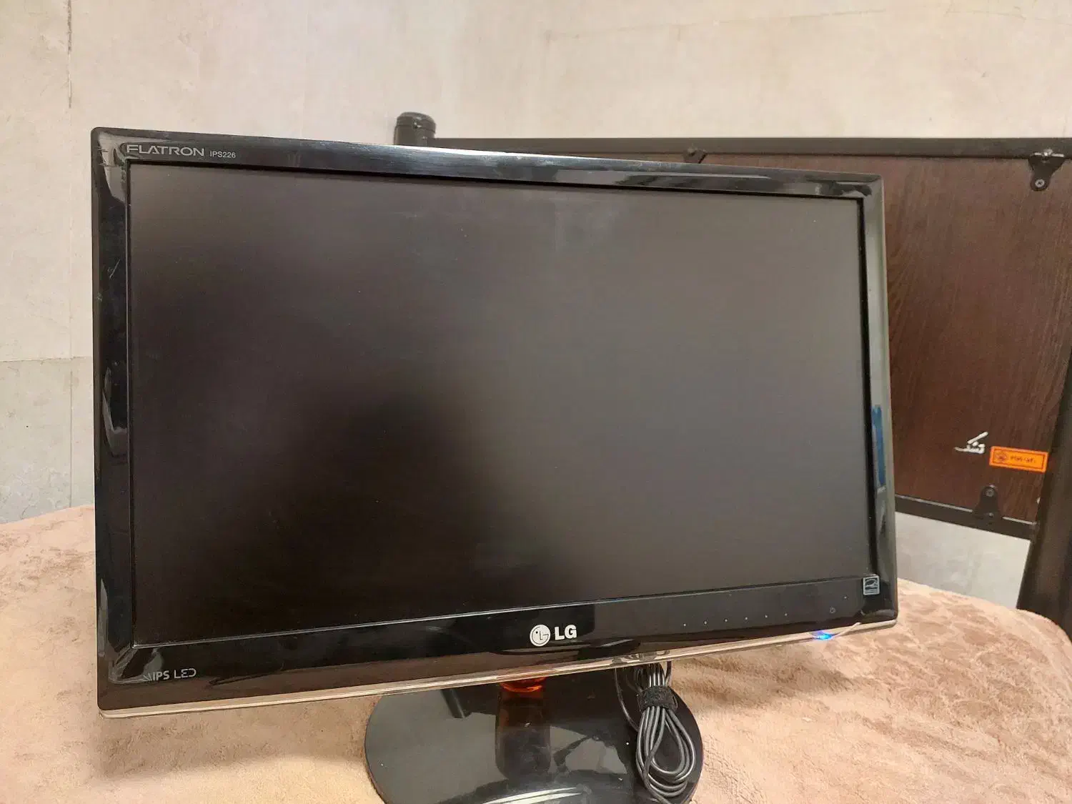 مانیتور ال جی کیفیت بالا مدل LG ips 226v|قطعات و لوازم جانبی رایانه|برازجان, |دیوار