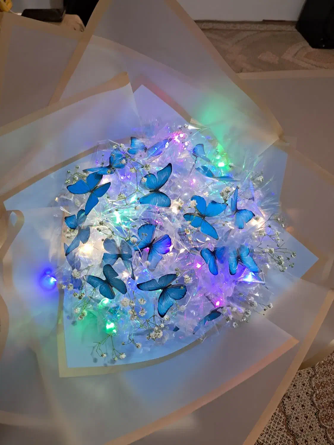 دسته گل پروانه ای|گل مصنوعی|اردبیل, |دیوار