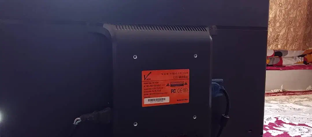 کامپیوتر ولوازم|رایانه رومیزی|بروجن, |دیوار