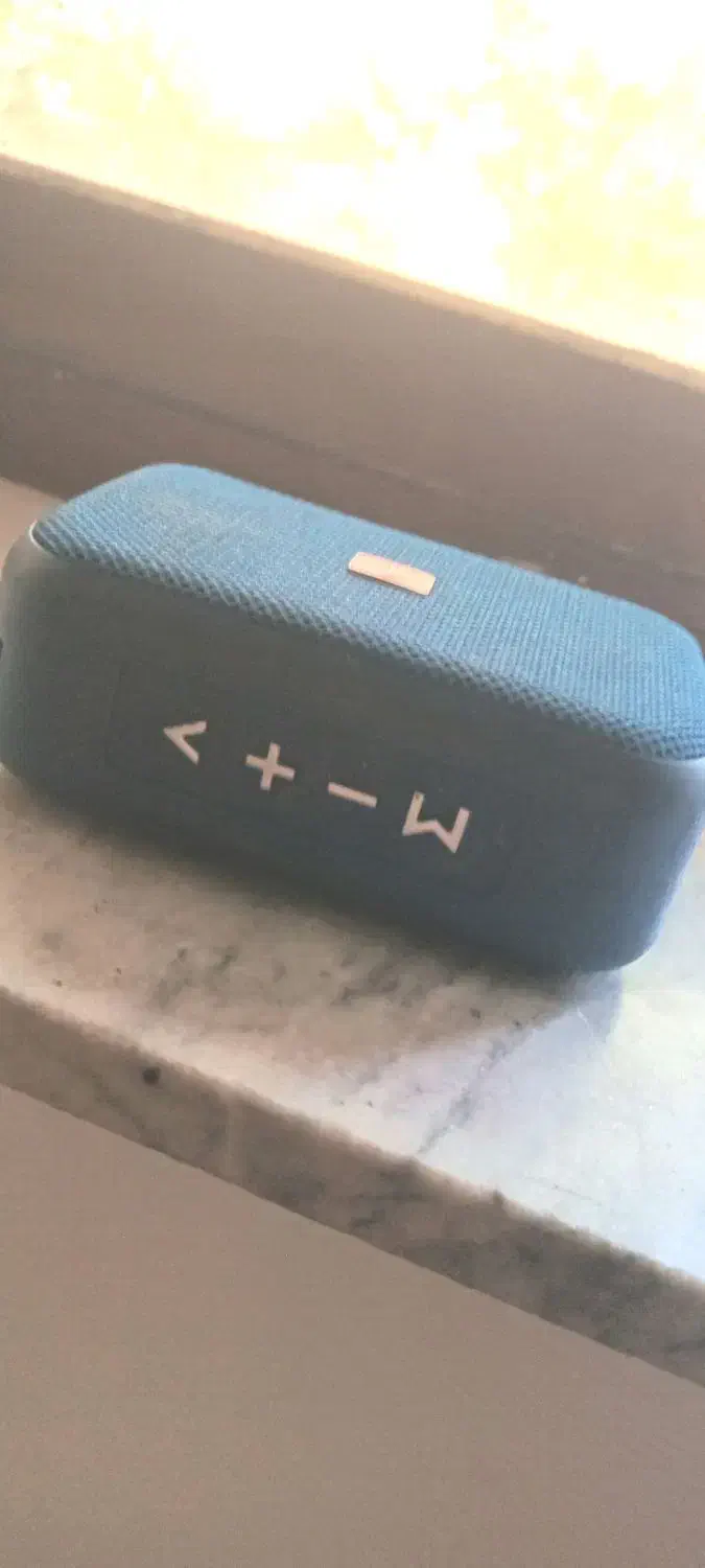 اسپیکر|پخش‌کننده همراه|سنگر, |دیوار