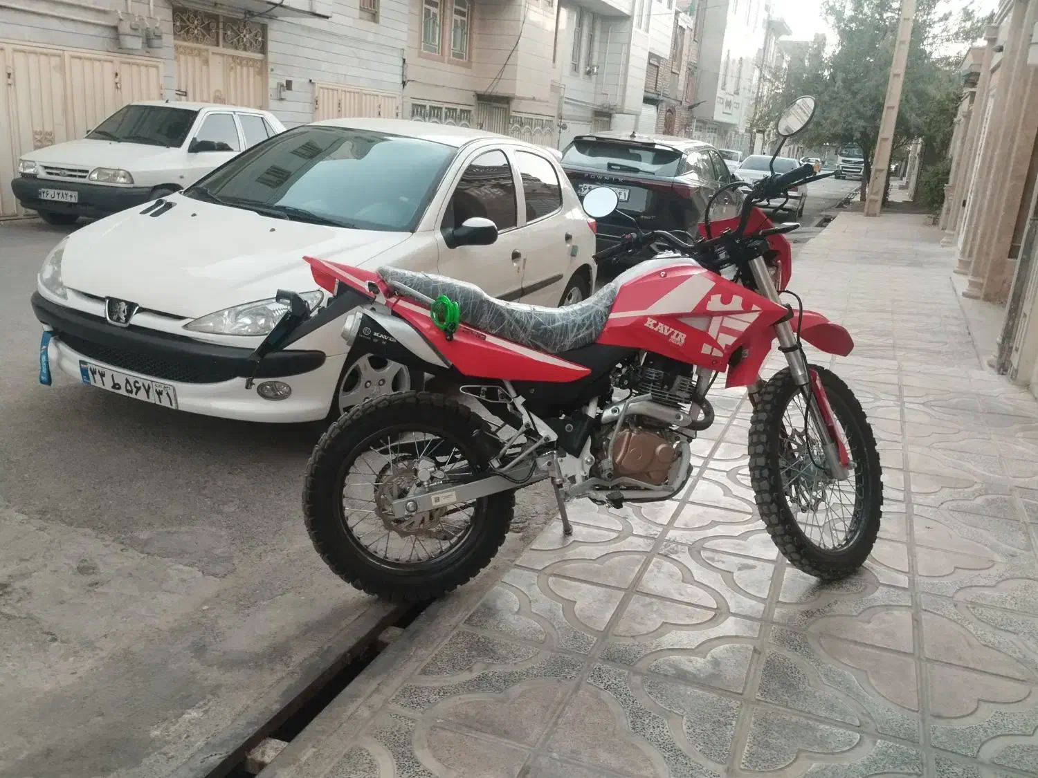 کویر ۲۵۰T2|موتورسیکلت|خرمآباد, |دیوار