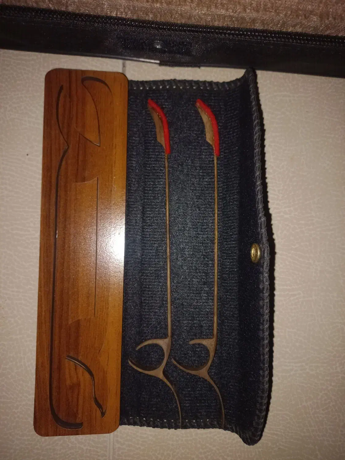 سنتور|سازهای سنتی|مهاجران, |دیوار