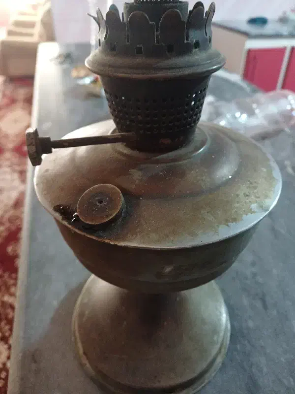 چراغ قدیمی|کلکسیون اشیاء عتیقه|اردبیل, |دیوار