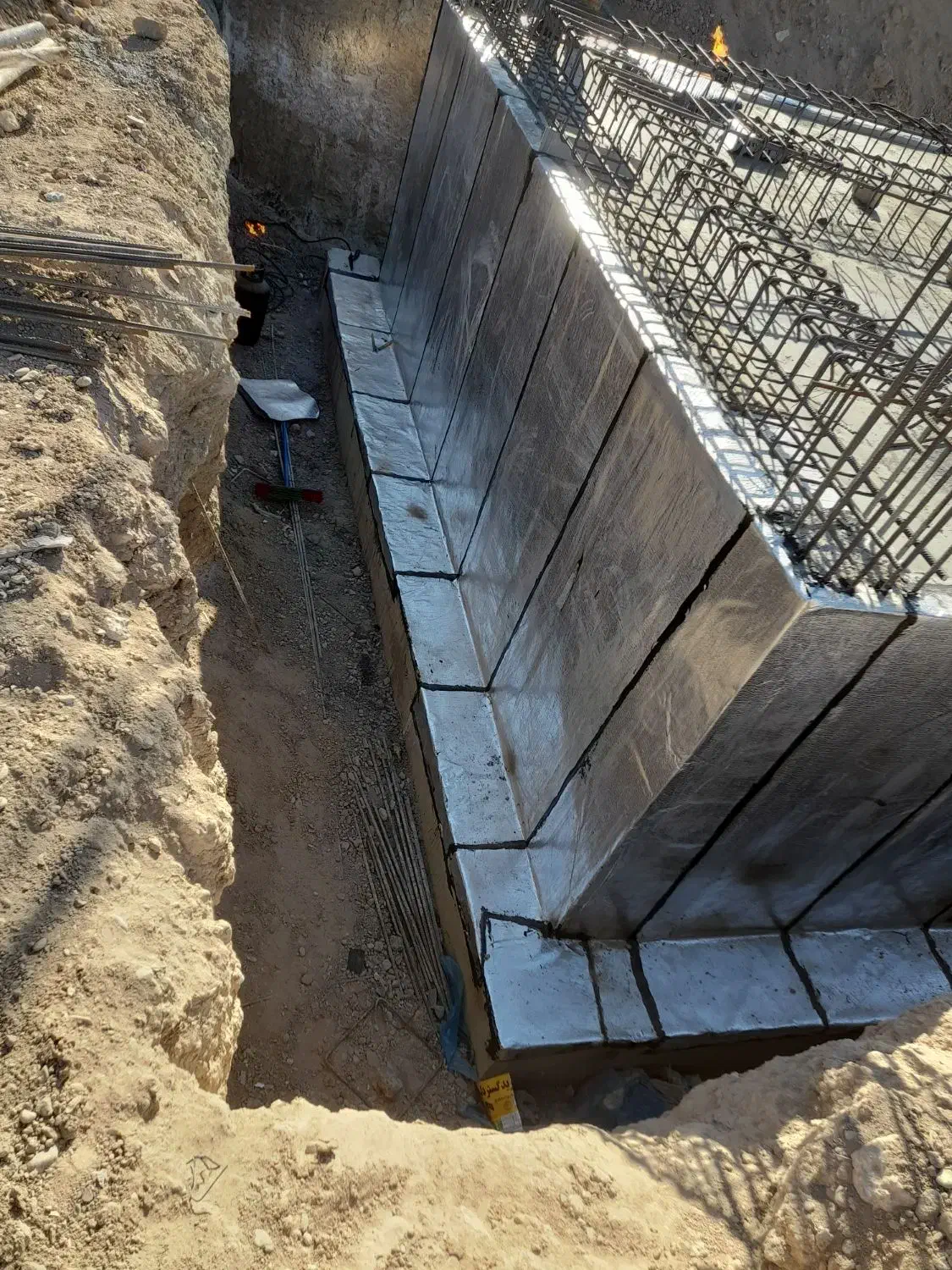 ایزوگام قیر گونی آسفالت|خدمات پیشه و مهارت|اهر, |دیوار