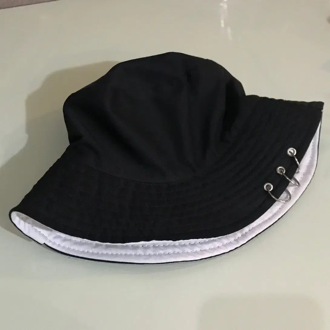 کلاه دو رو و کراوات ساتن|لباس|مشهد, آزادشهر|دیوار