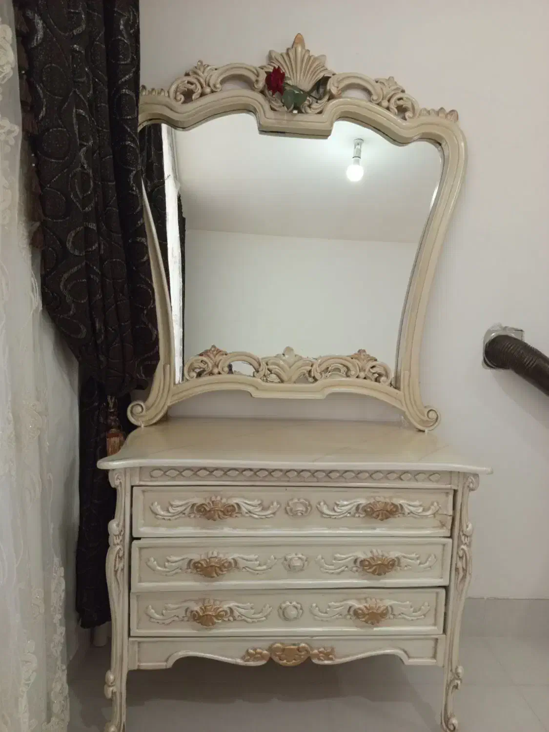 تخت خواب 2 نفرە در حد نو|تخت و سرویس خواب|پیرانشهر, |دیوار