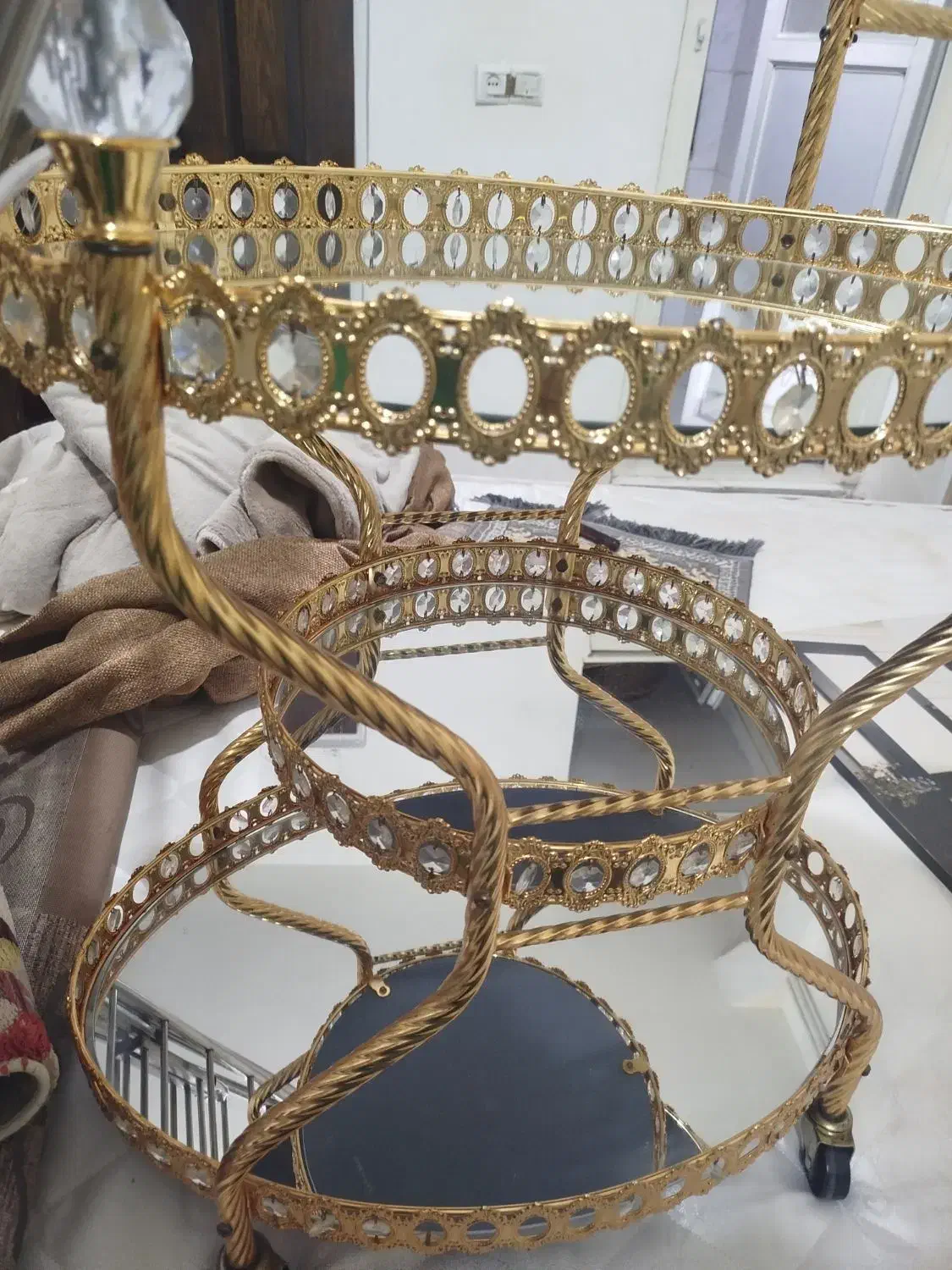 میز بار طلایی رنگ|صنایع دستی و سایر لوازم تزئینی|الوند, |دیوار