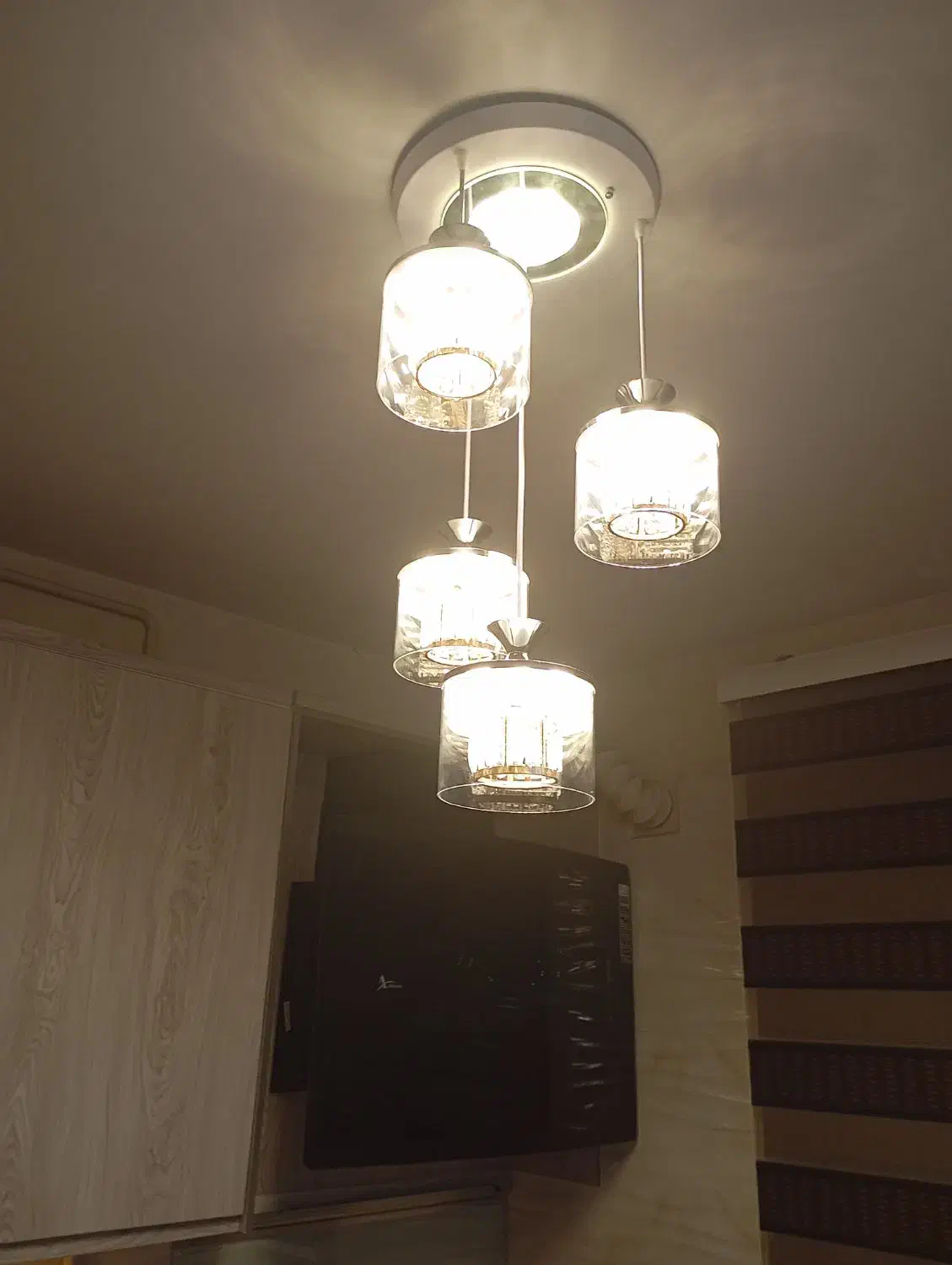 لوستر مدرن مخصوص آشپزخونه|لوستر و چراغ آویز|چهارباغ, |دیوار